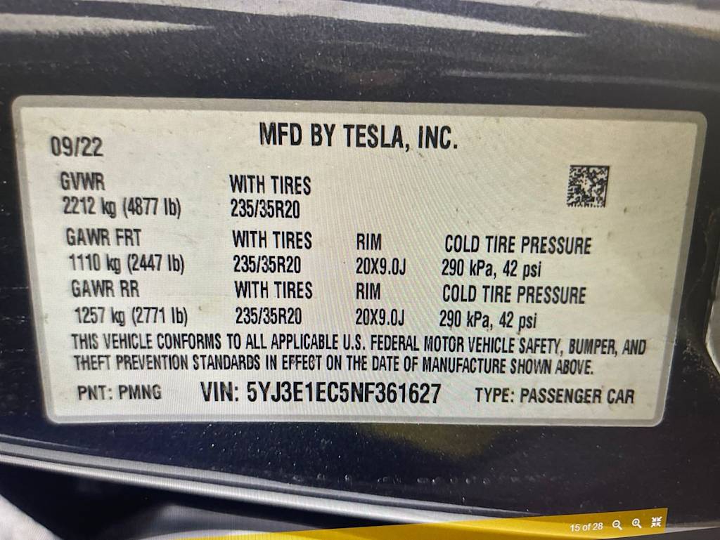Thumbnail: 2022 Tesla Model 3 - 14
