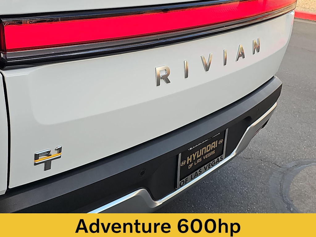 Thumbnail: 2022 Rivian R1T - 7