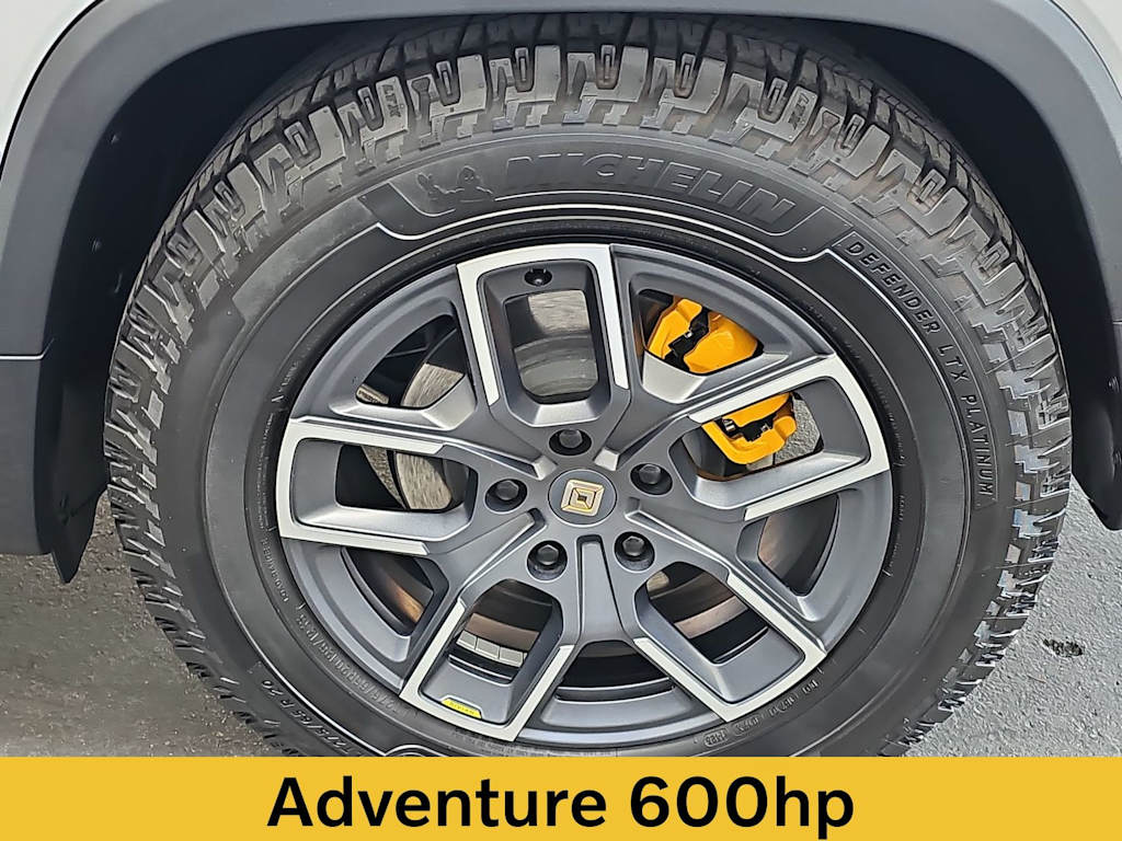 Thumbnail: 2022 Rivian R1T - 8