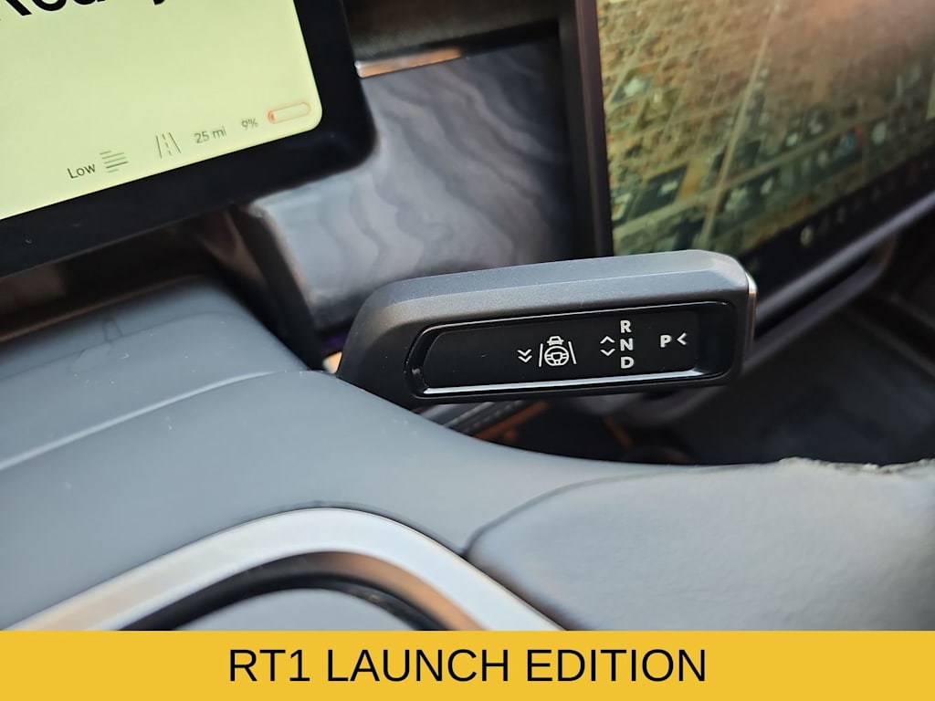 Thumbnail: 2022 Rivian R1T - 14