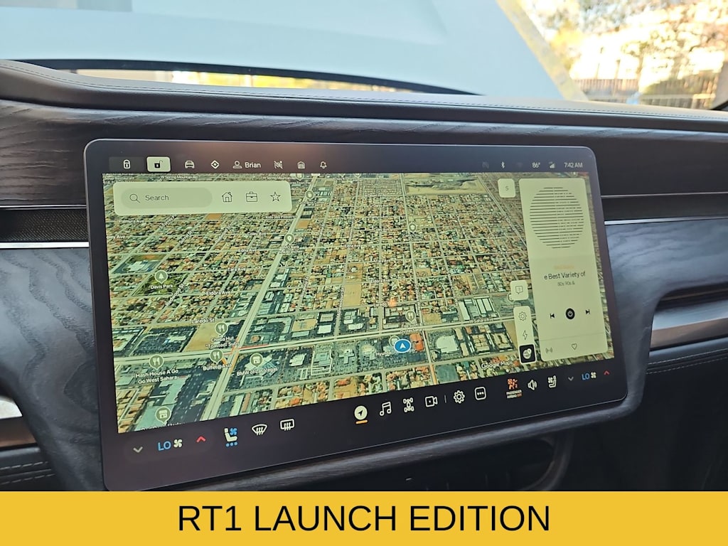 Thumbnail: 2022 Rivian R1T - 26