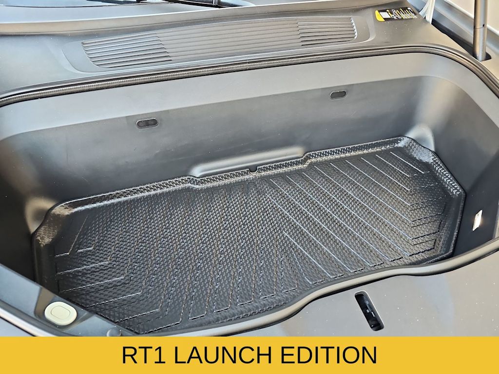 Thumbnail: 2022 Rivian R1T - 19