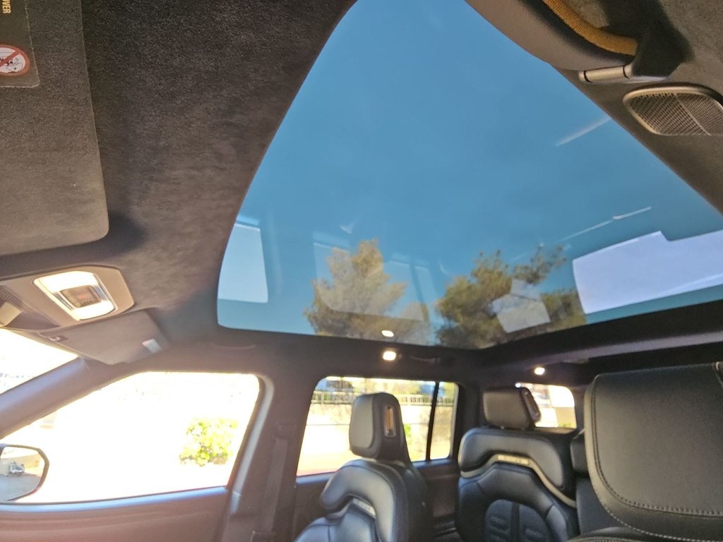 Thumbnail: 2024 Rivian R1S - 28