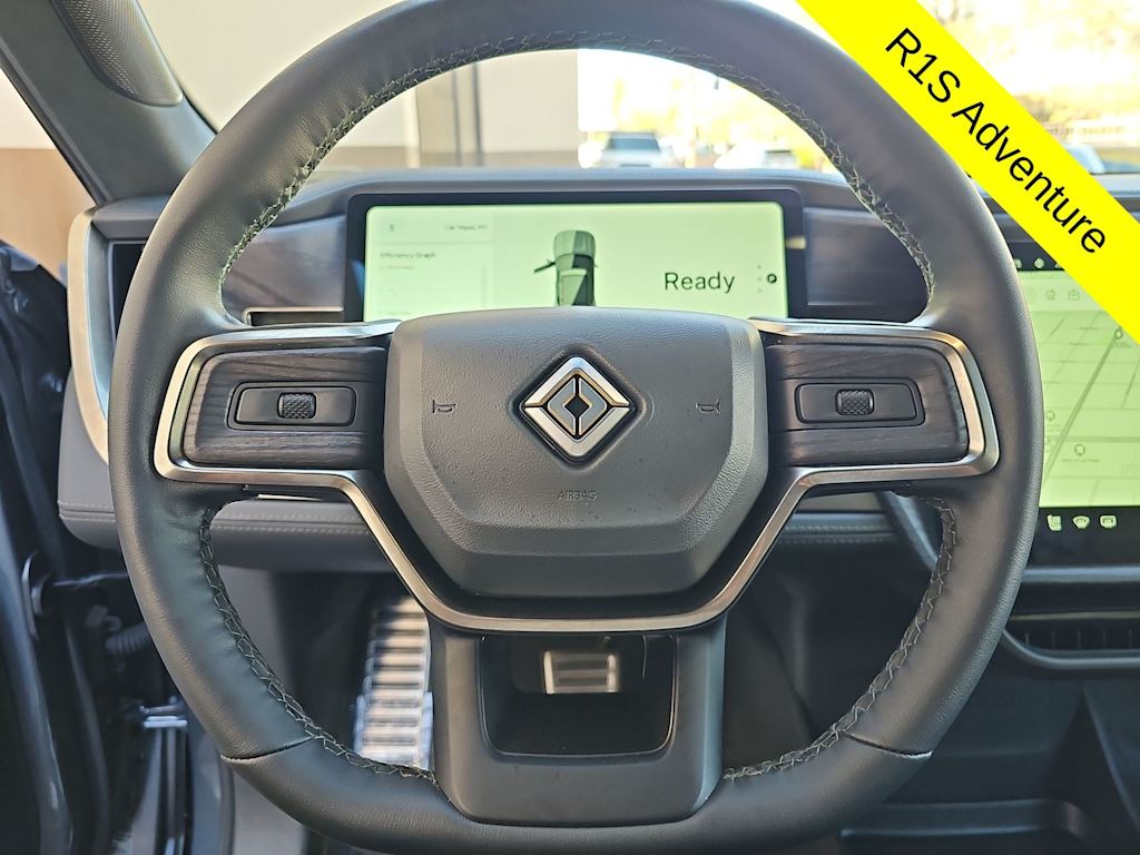 Thumbnail: 2024 Rivian R1S - 9