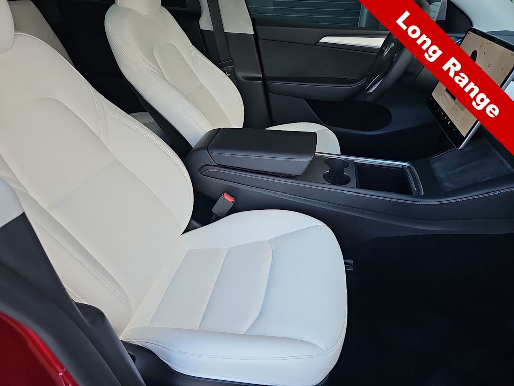 Thumbnail: 2024 Tesla Model Y - 21