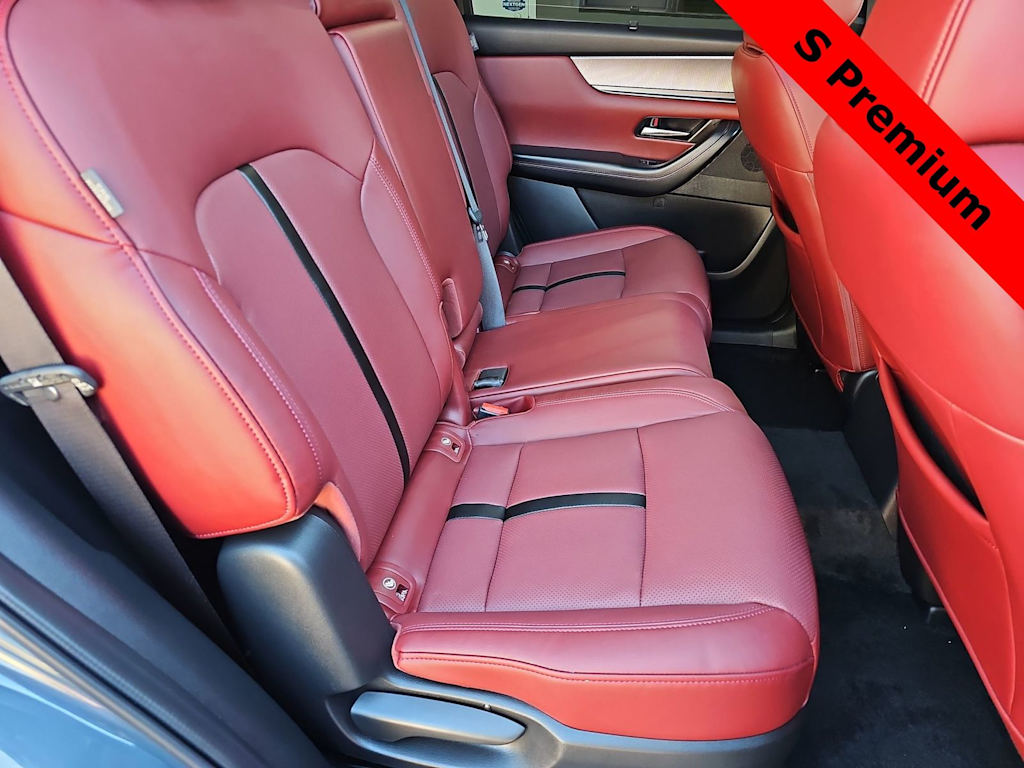 Thumbnail: 2025 Mazda CX-70 - 25