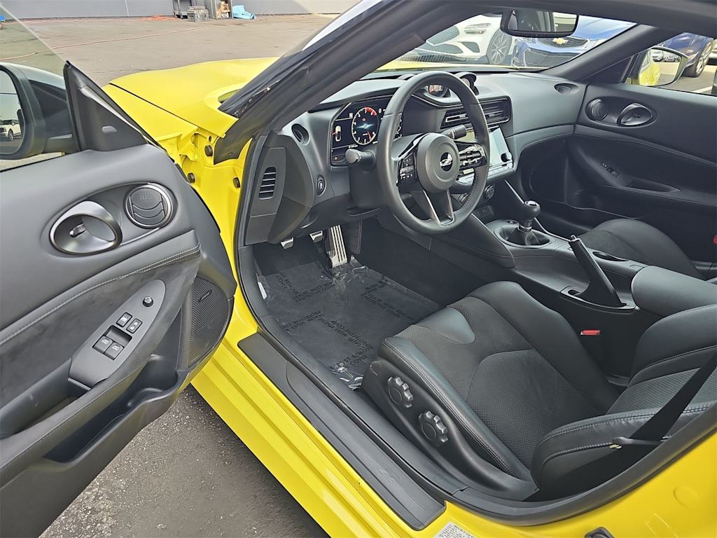 Thumbnail: 2023 Nissan Z - 2