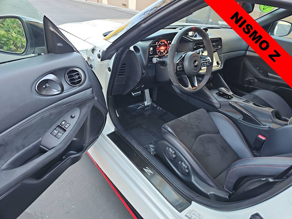 Thumbnail: 2024 Nissan Z - 2