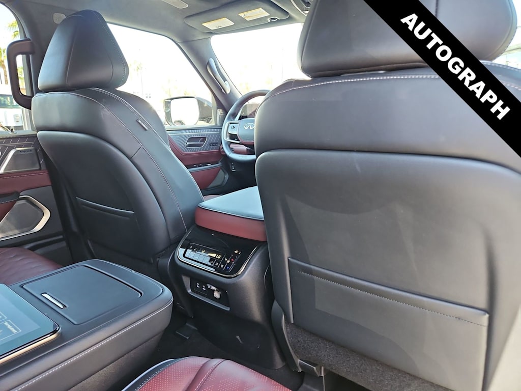 Thumbnail: 2025 INFINITI QX80 - 13