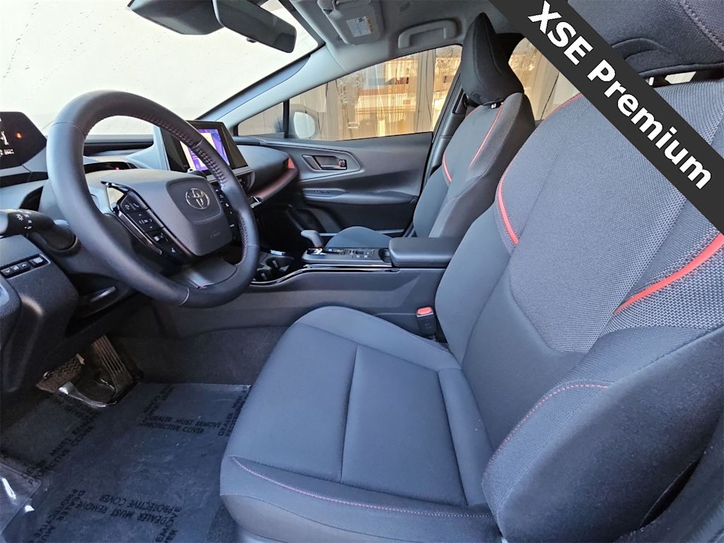 Thumbnail: 2023 Toyota Prius Prime - 9