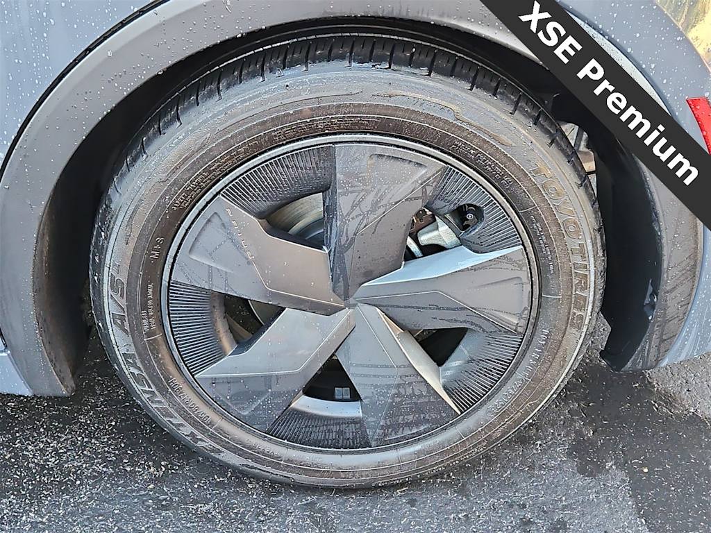 Thumbnail: 2023 Toyota Prius Prime - 6