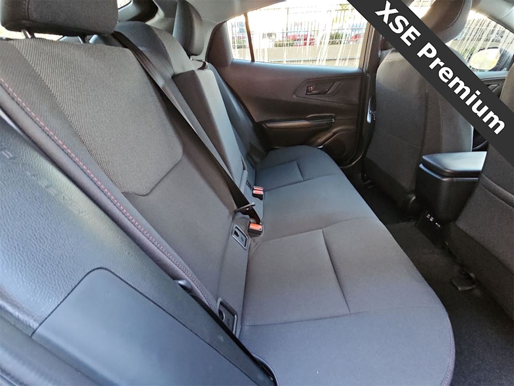 Thumbnail: 2023 Toyota Prius Prime - 11