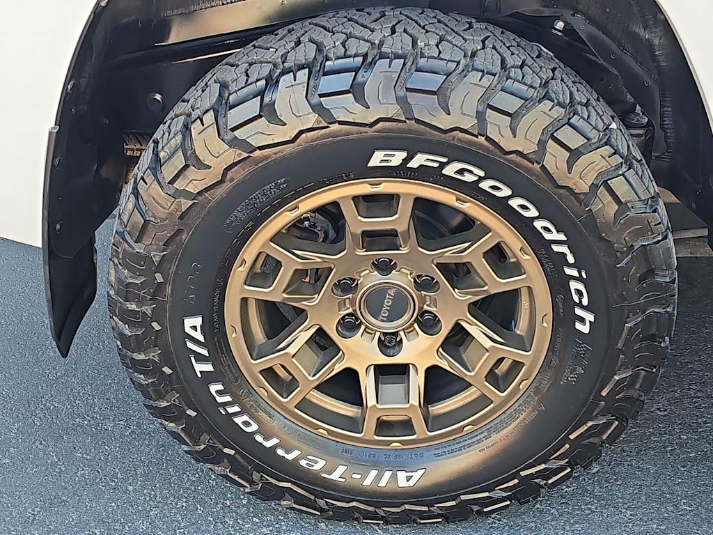 Thumbnail: 2023 Toyota 4Runner - 8