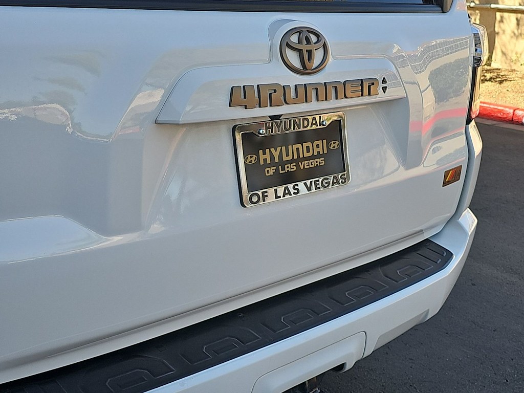 Thumbnail: 2023 Toyota 4Runner - 7