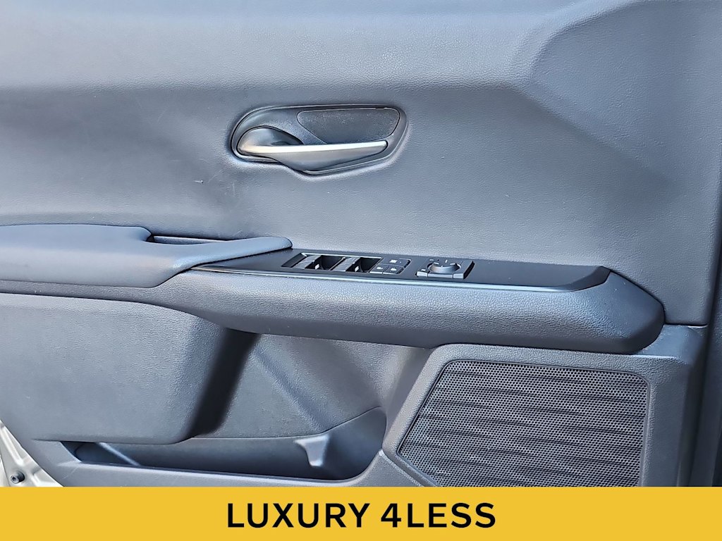 Thumbnail: 2019 Lexus UX - 25