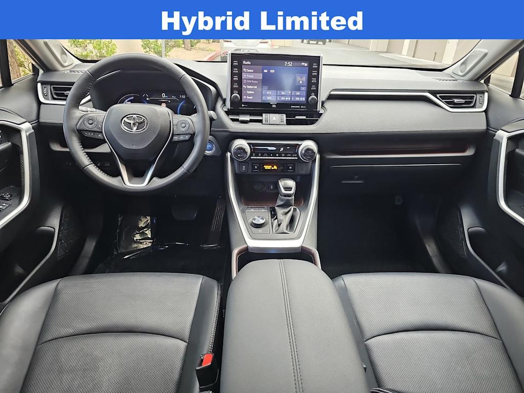 Thumbnail: 2022 Toyota RAV4 - 10