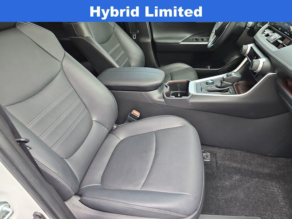 Thumbnail: 2022 Toyota RAV4 - 12