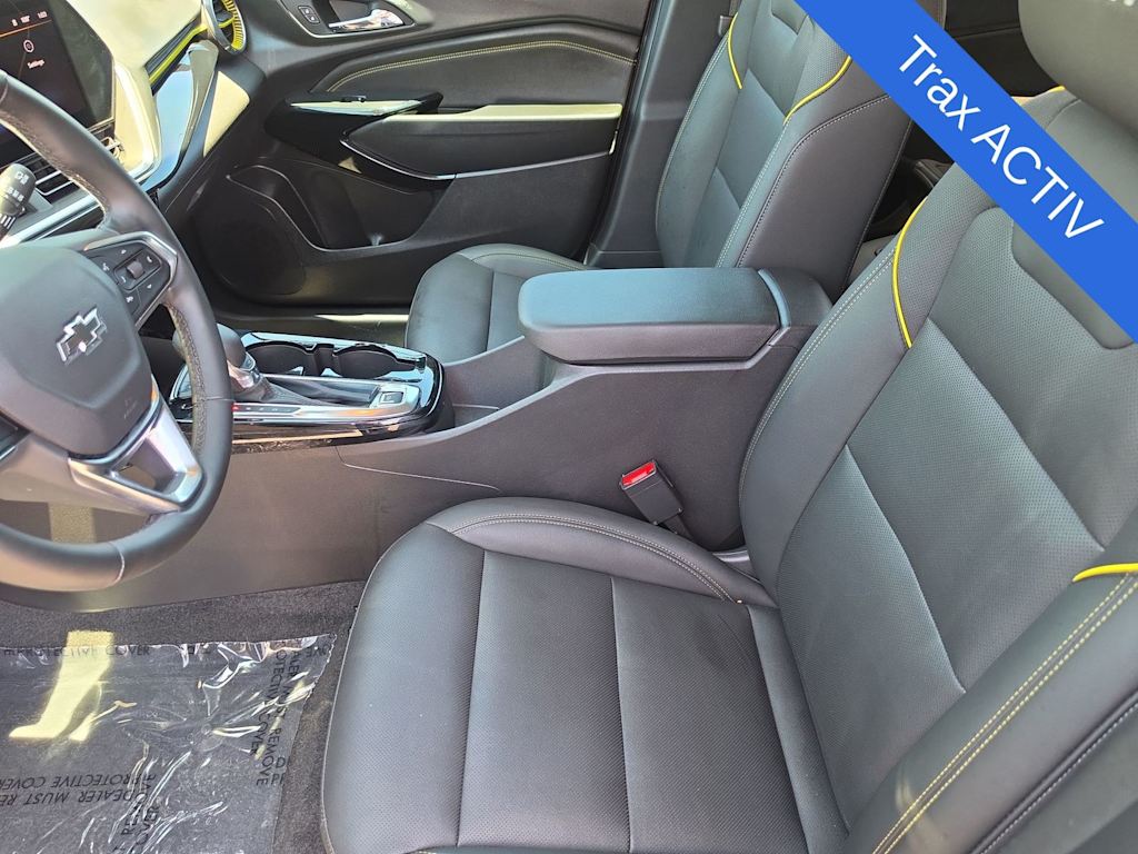 Thumbnail: 2024 Chevrolet Trax - 11