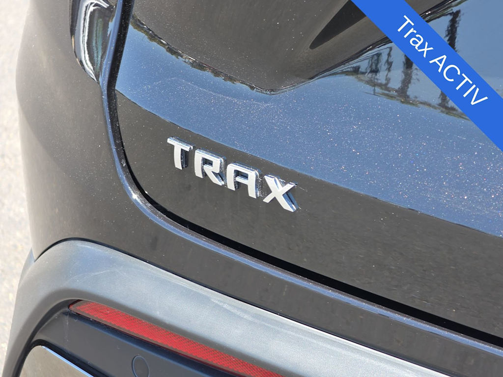 Thumbnail: 2024 Chevrolet Trax - 7