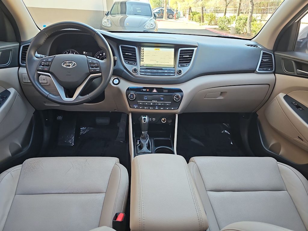 Thumbnail: 2017 Hyundai Tucson - 10