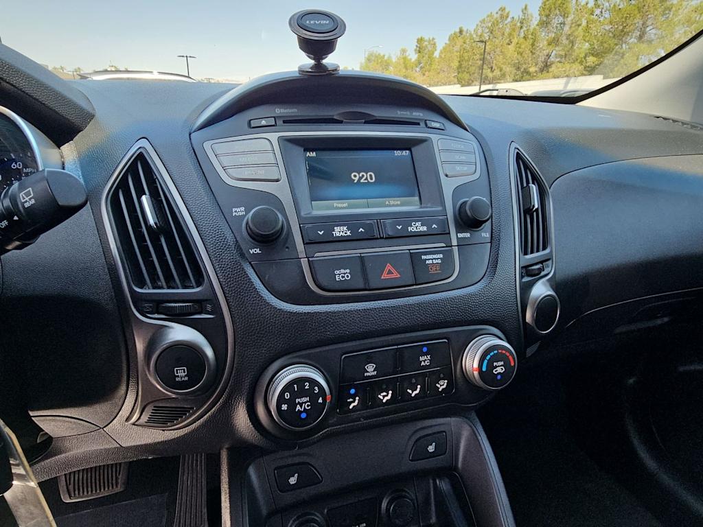 Thumbnail: 2014 Hyundai Tucson - 15