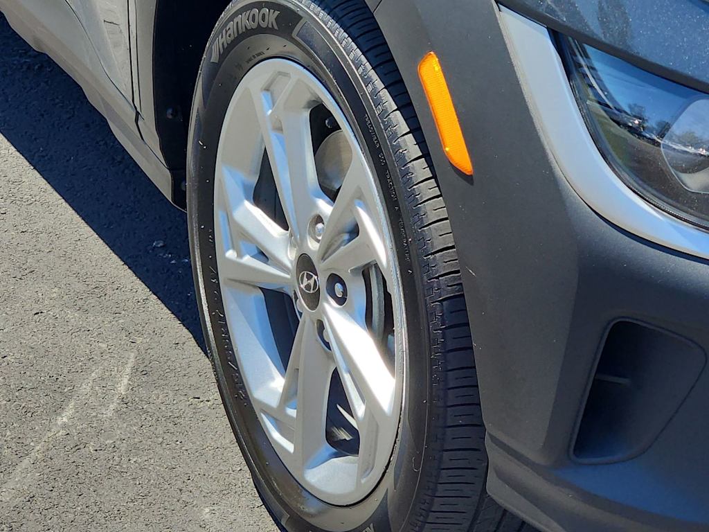 Thumbnail: 2022 Hyundai Kona - 8