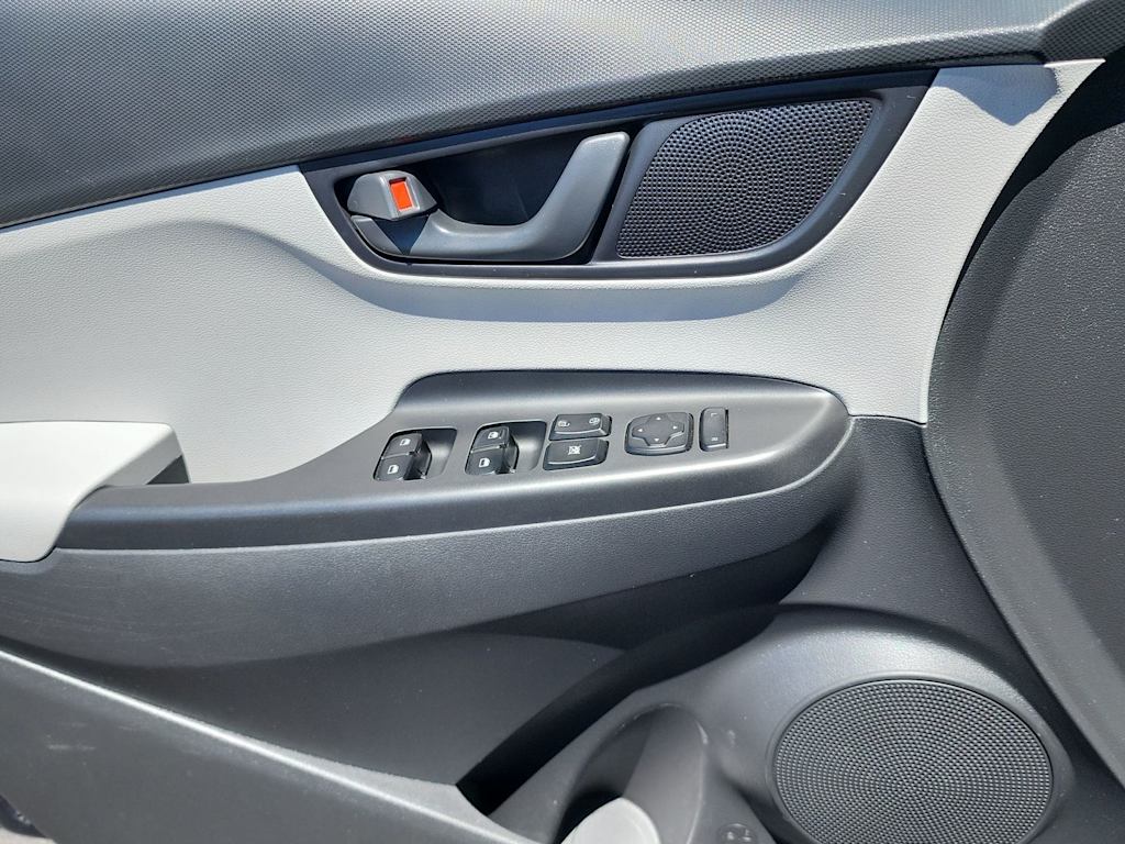 Thumbnail: 2022 Hyundai Kona - 26