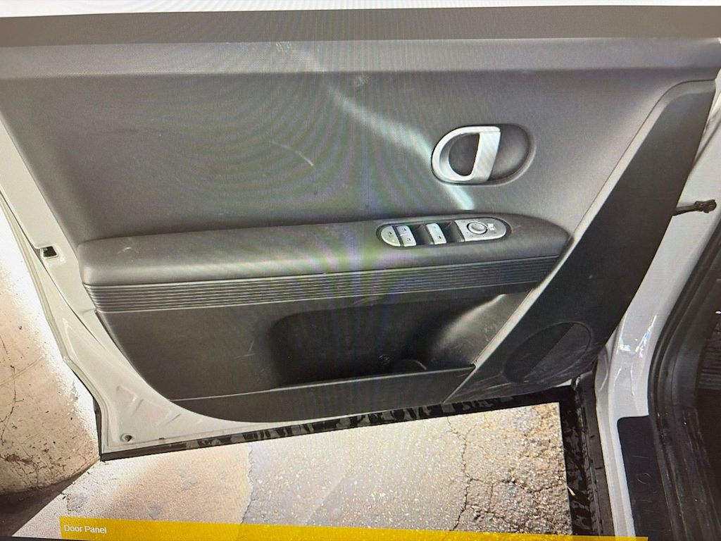Thumbnail: 2024 Hyundai Ioniq 5 - 14