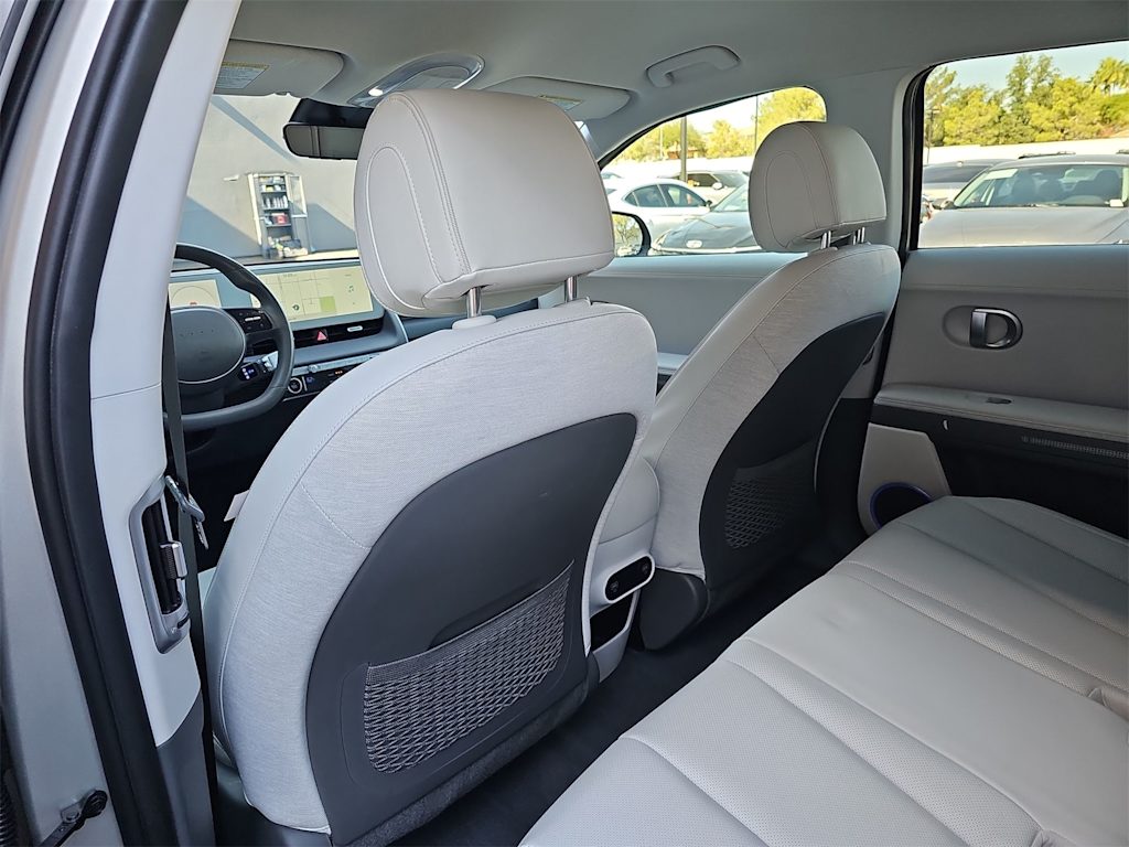 Thumbnail: 2023 Hyundai Ioniq 5 - 12