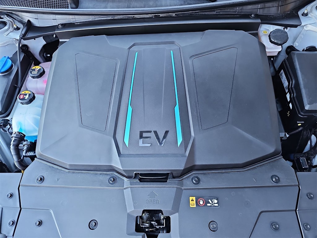 Thumbnail: 2023 Hyundai Ioniq 5 - 9