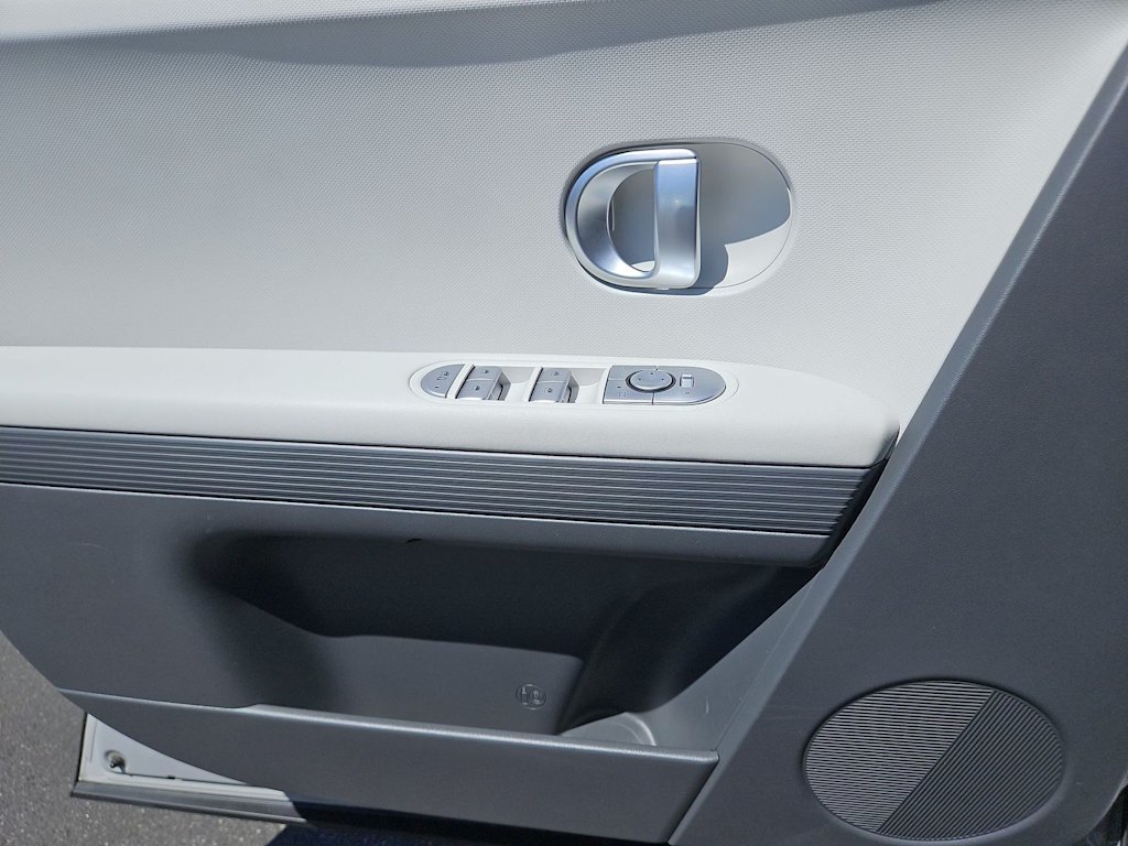 Thumbnail: 2024 Hyundai Ioniq 5 - 30