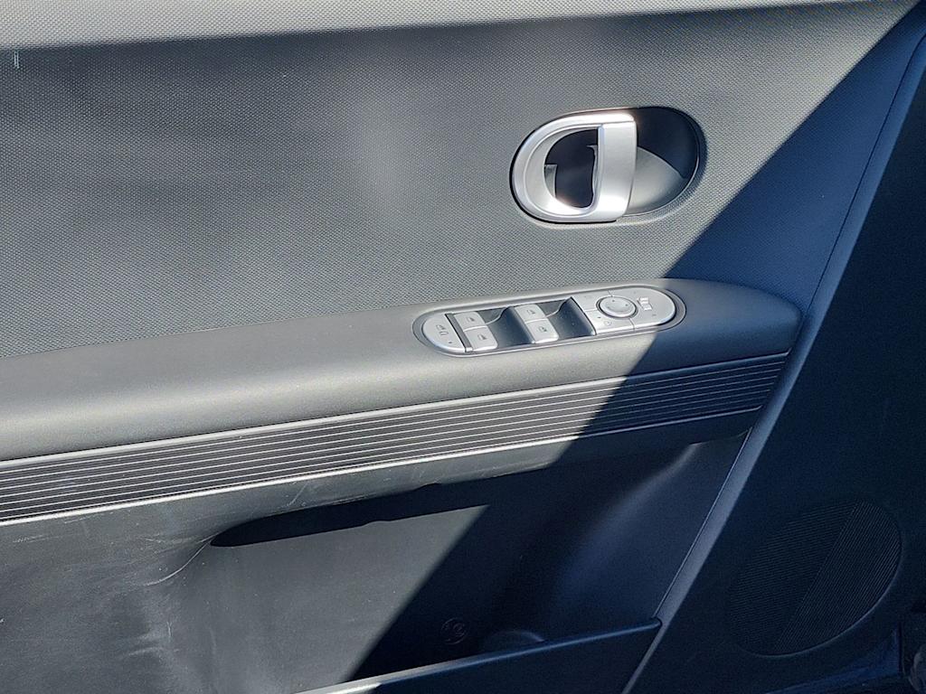 Thumbnail: 2024 Hyundai Ioniq 5 - 28