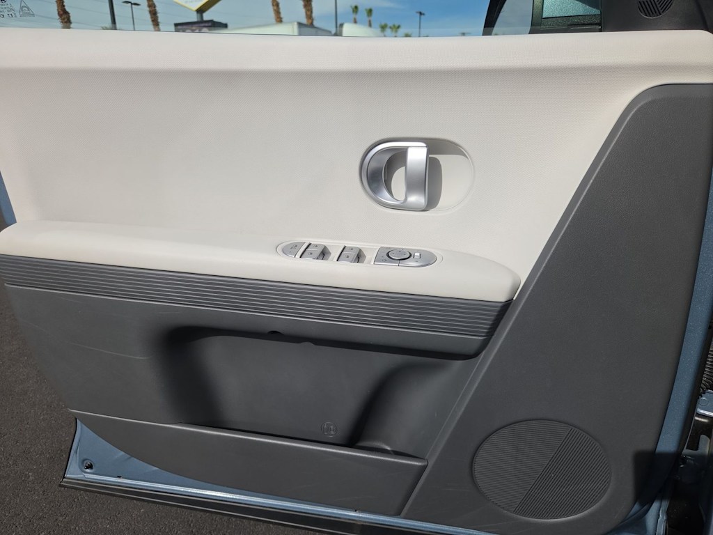 Thumbnail: 2024 Hyundai Ioniq 5 - 29
