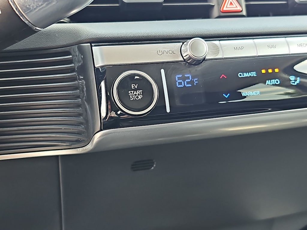 Thumbnail: 2024 Hyundai Ioniq 5 - 24