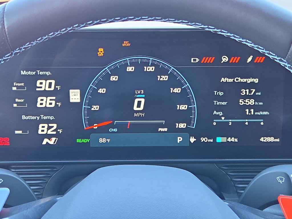 Thumbnail: 2025 Hyundai Ioniq 5 - 17