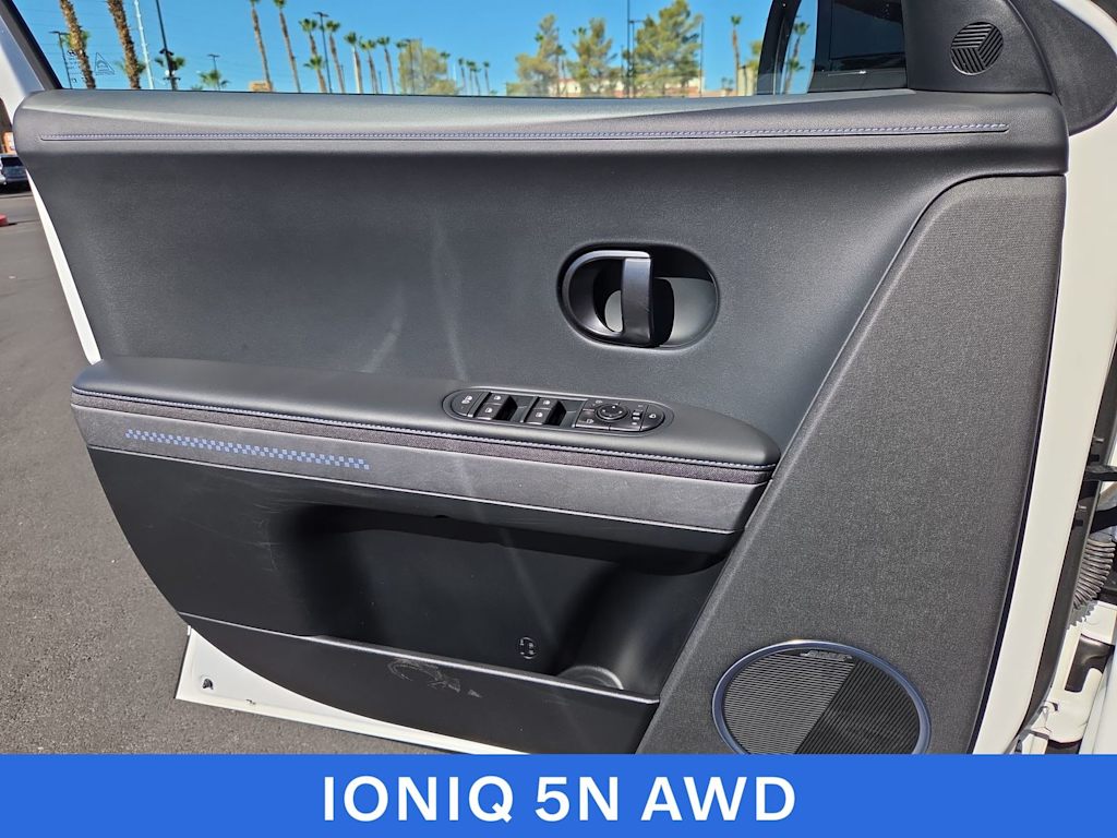 Thumbnail: 2025 Hyundai Ioniq 5 - 28