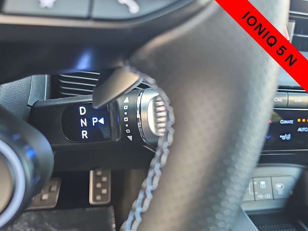 Thumbnail: 2025 Hyundai Ioniq 5 - 24