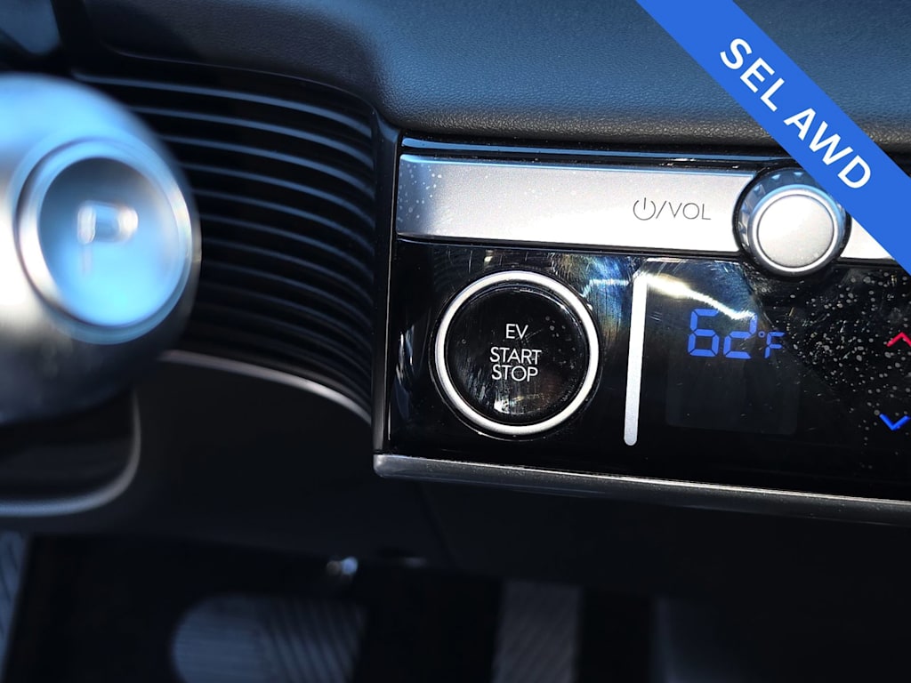 Thumbnail: 2023 Hyundai Ioniq 5 - 25