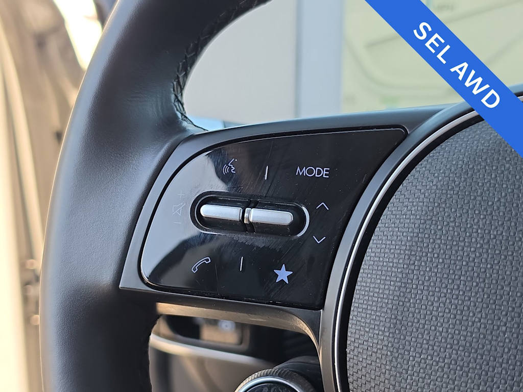 Thumbnail: 2023 Hyundai Ioniq 5 - 28
