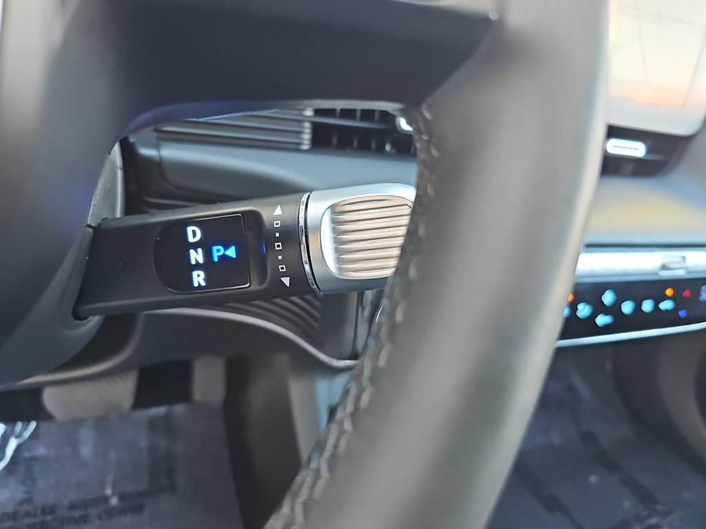 Thumbnail: 2023 Hyundai Ioniq 5 - 22