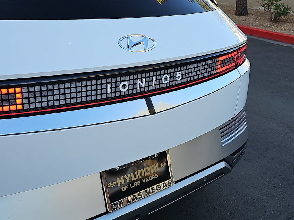 Thumbnail: 2023 Hyundai Ioniq 5 - 7