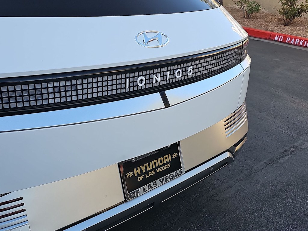 Thumbnail: 2024 Hyundai Ioniq 5 - 20
