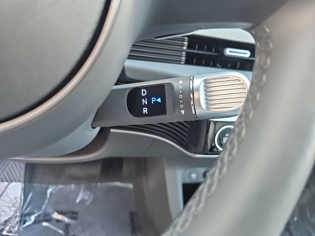 Thumbnail: 2024 Hyundai Ioniq 5 - 23