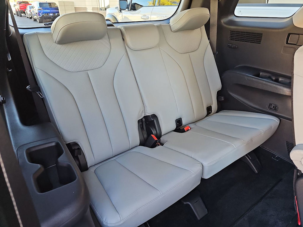 Thumbnail: 2024 Hyundai Palisade - 29
