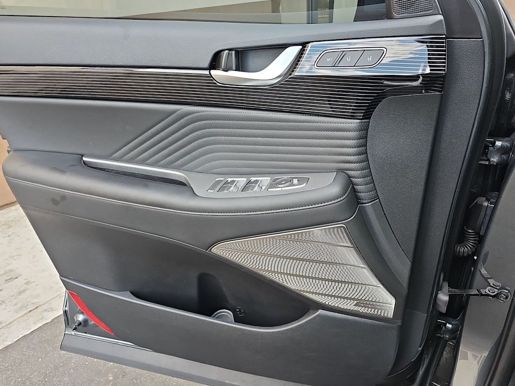 Thumbnail: 2025 Hyundai Palisade - 28