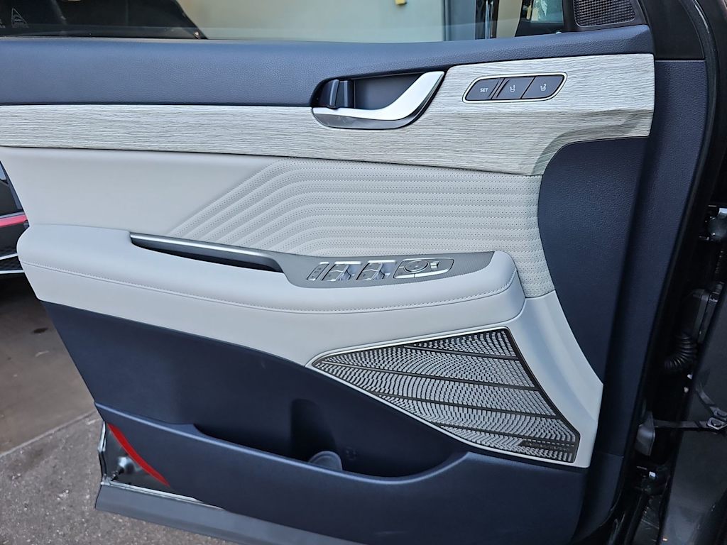 Thumbnail: 2025 Hyundai Palisade - 28