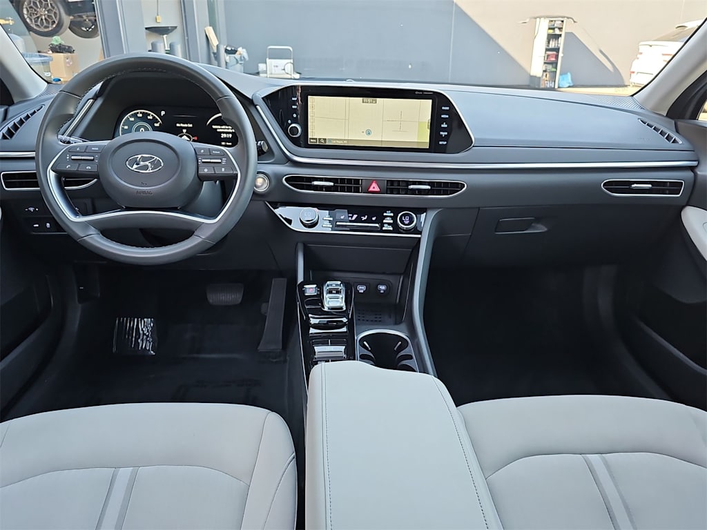 Thumbnail: 2023 Hyundai Sonata - 10