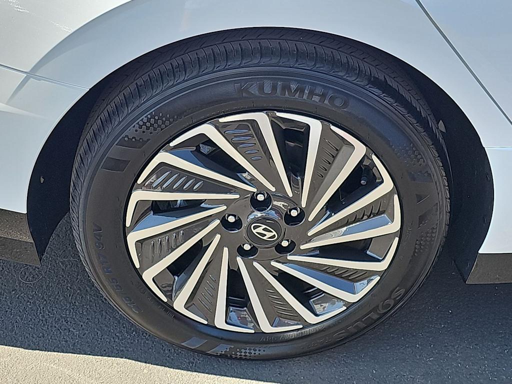 2024 Hyundai Sonata SEL 8