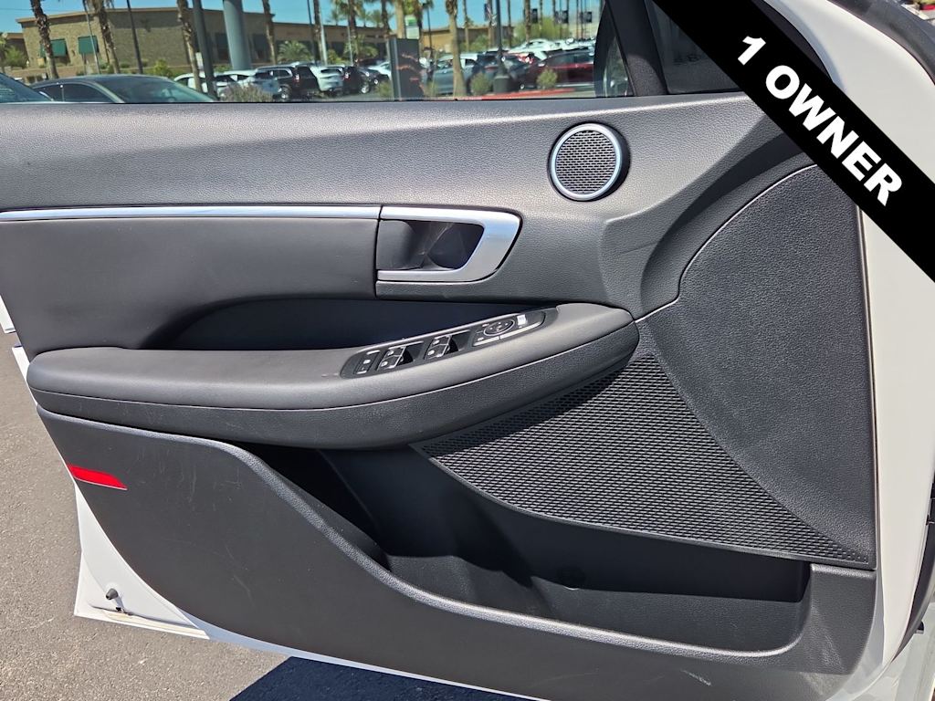 Thumbnail: 2023 Hyundai Sonata - 29