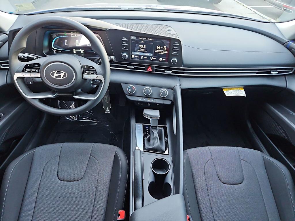 Thumbnail: 2026 Hyundai Elantra - 10